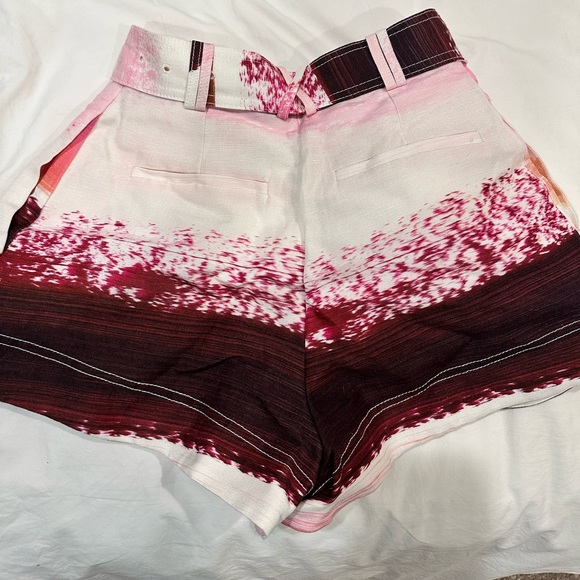 AJE shorts - Picture 3 of 3